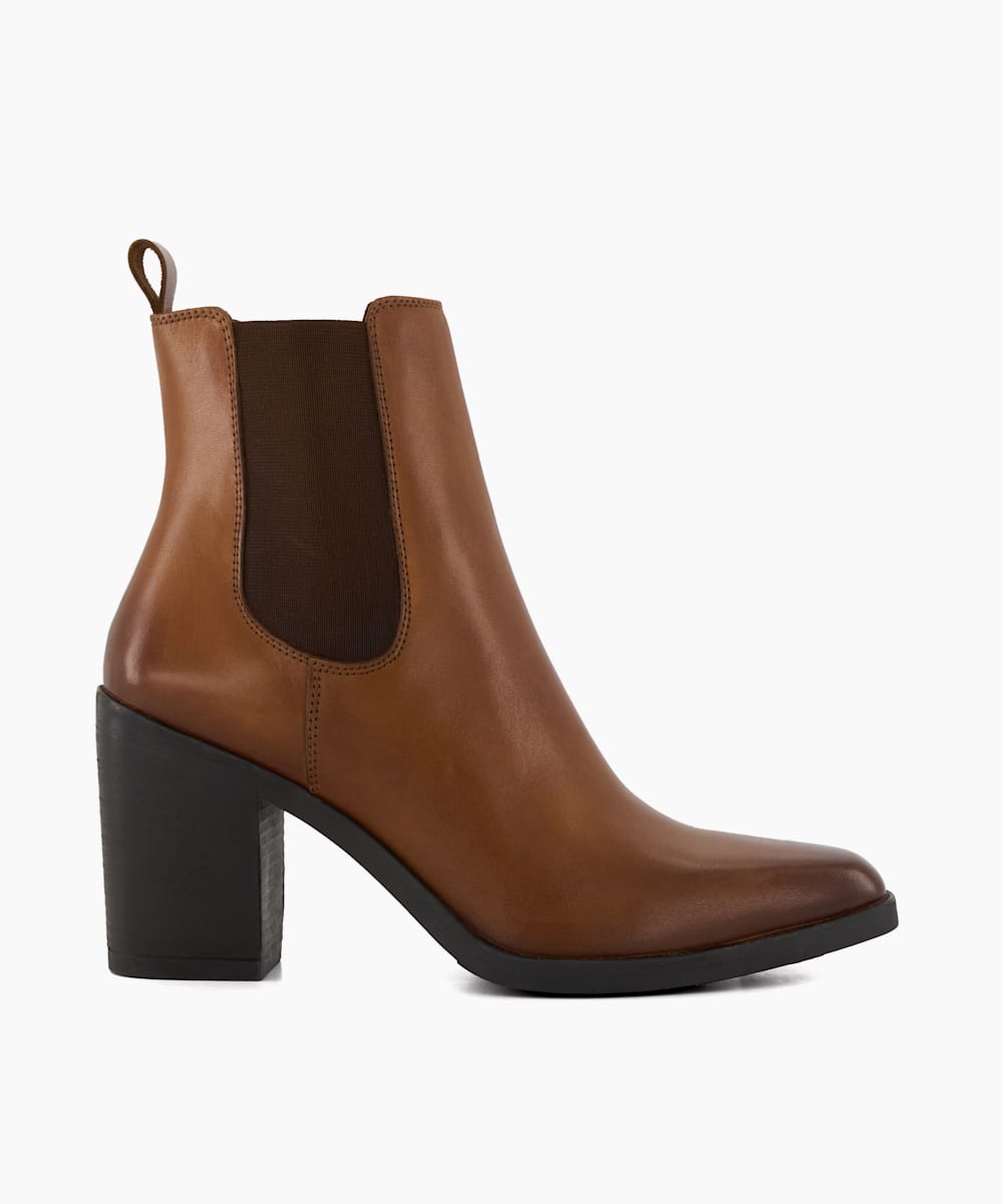 Womens tan chelsea ankle boots clearance