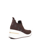 Elevates - Brown