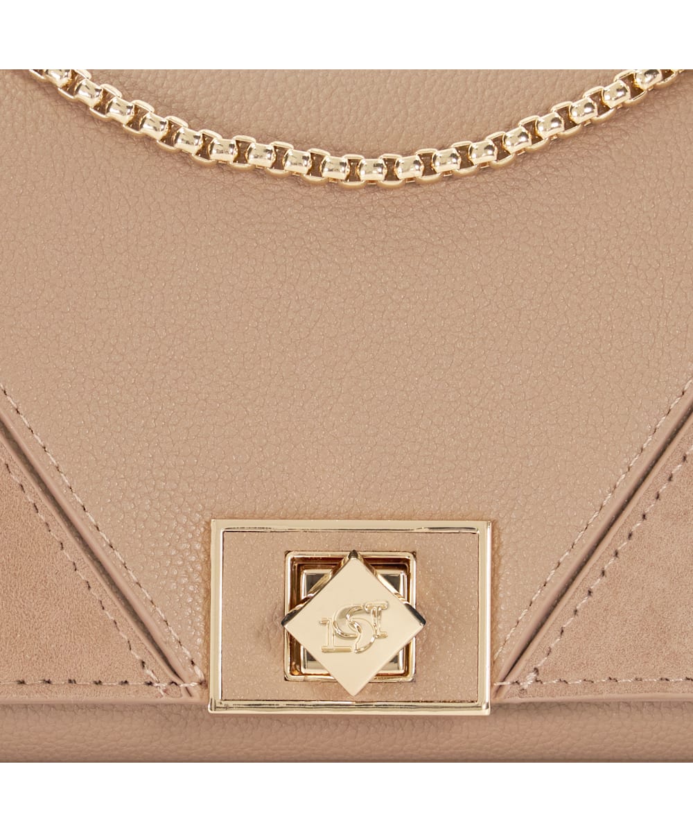 Styled - Taupe