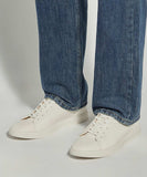 Traces - White