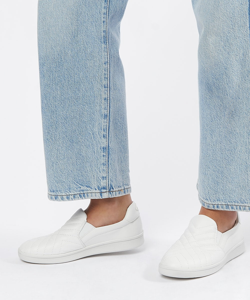 Effortless - White