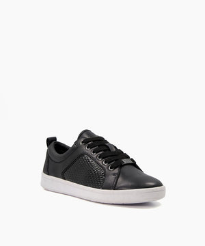 Estie - Black