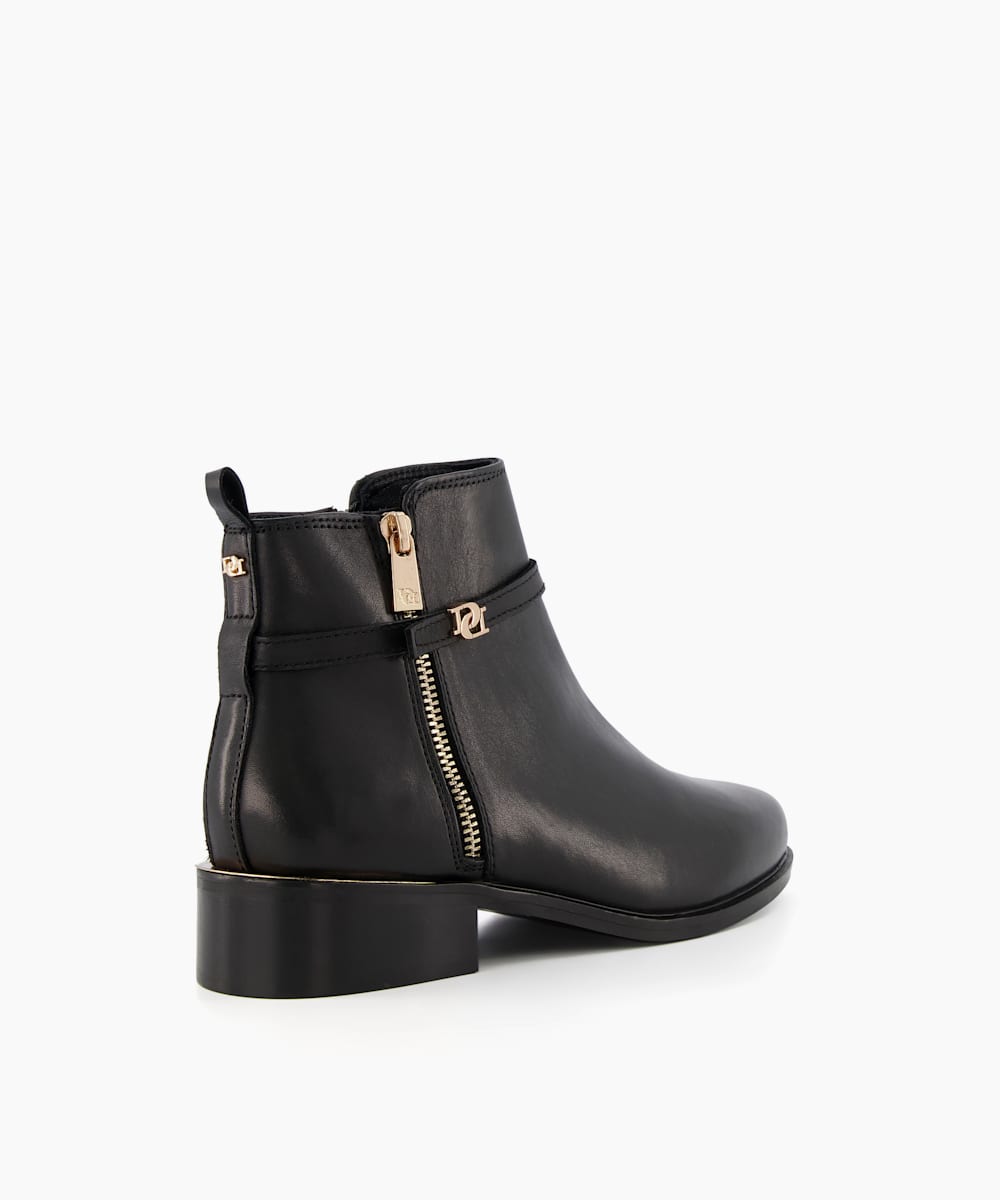 Pap - Black